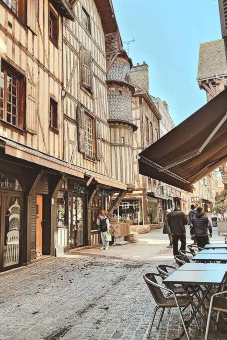 La Maison Des Delices Dosches Eksteriør billede